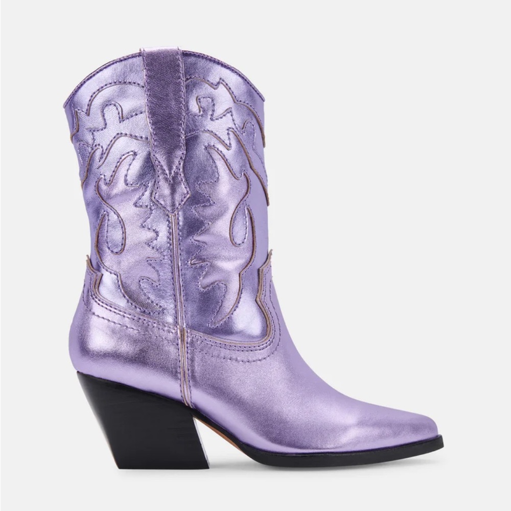 Dolce Vita Landen Boots in Electric Purple, Size 7